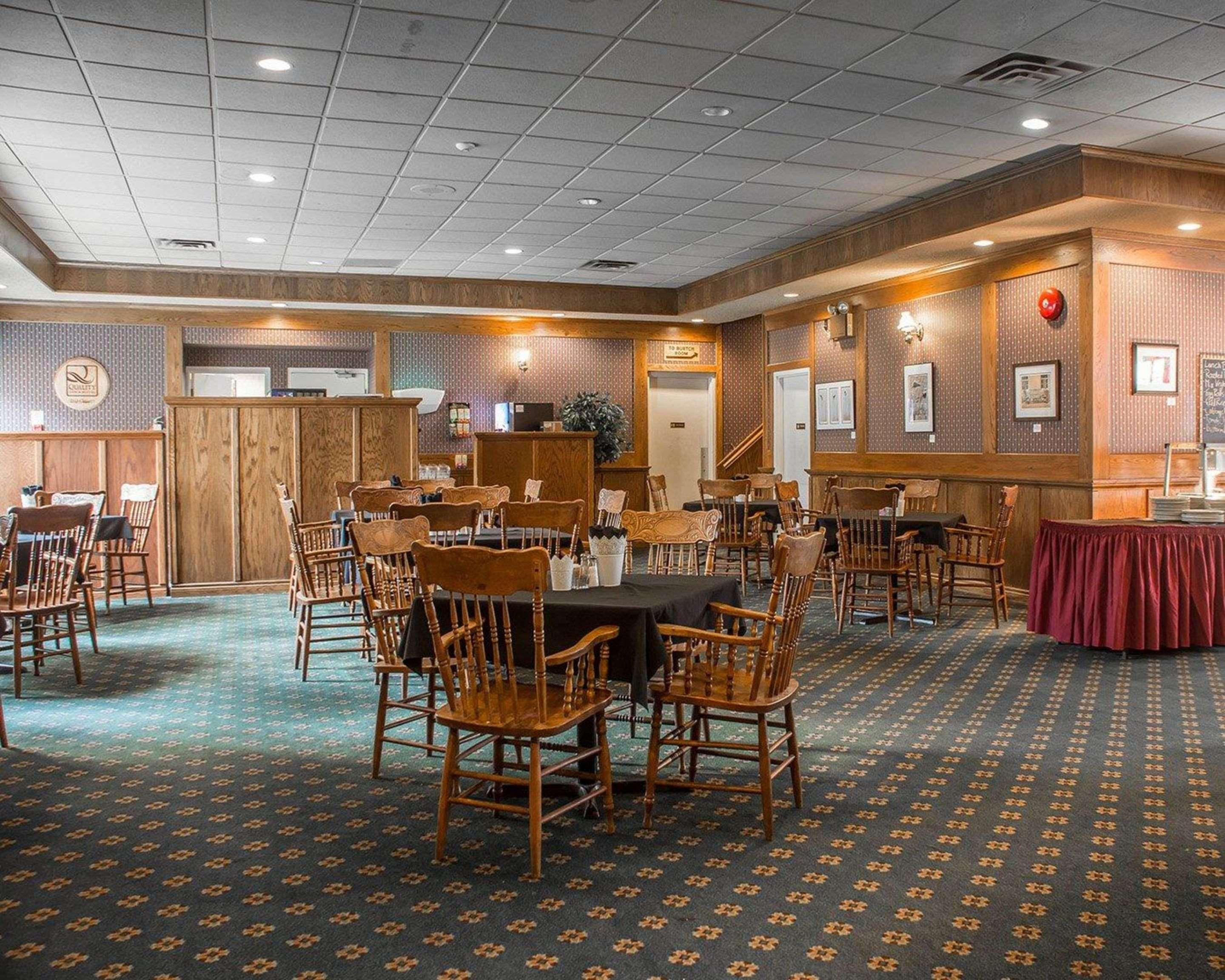 Quality Hotel & Suites וודסטוק מראה חיצוני תמונה