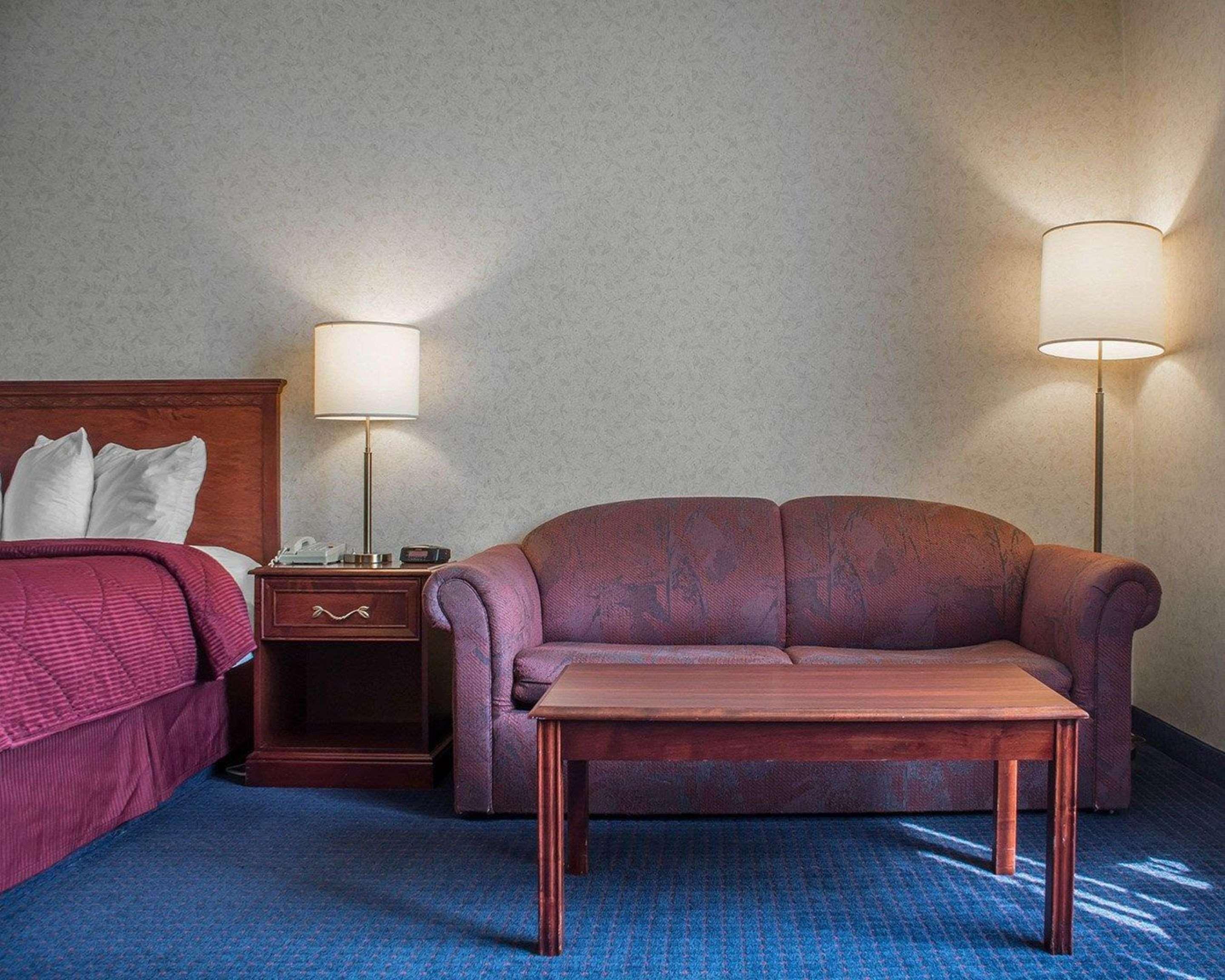 Quality Hotel & Suites וודסטוק מראה חיצוני תמונה