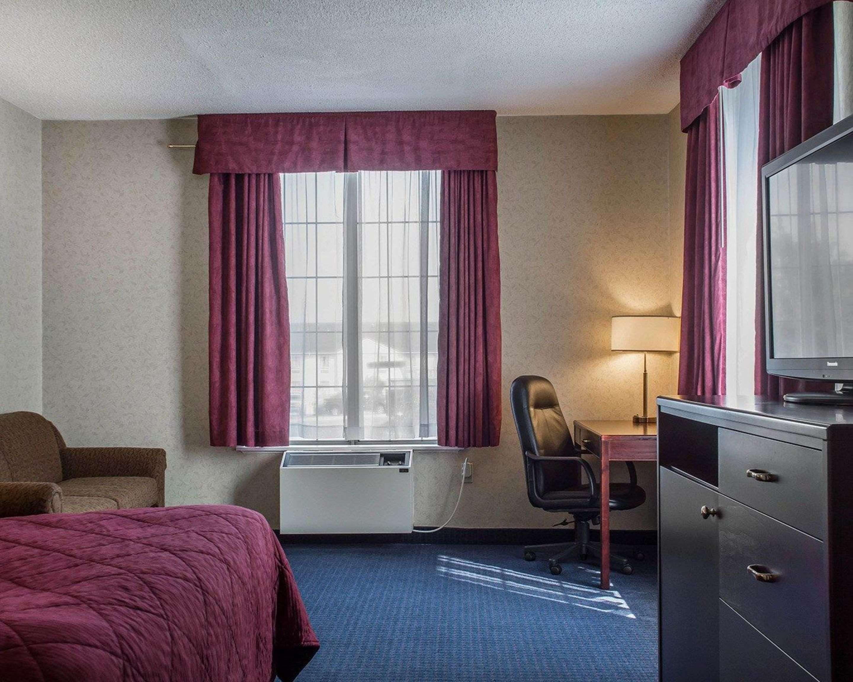 Quality Hotel & Suites וודסטוק מראה חיצוני תמונה