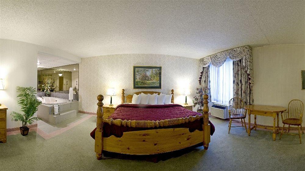Quality Hotel & Suites וודסטוק מראה חיצוני תמונה